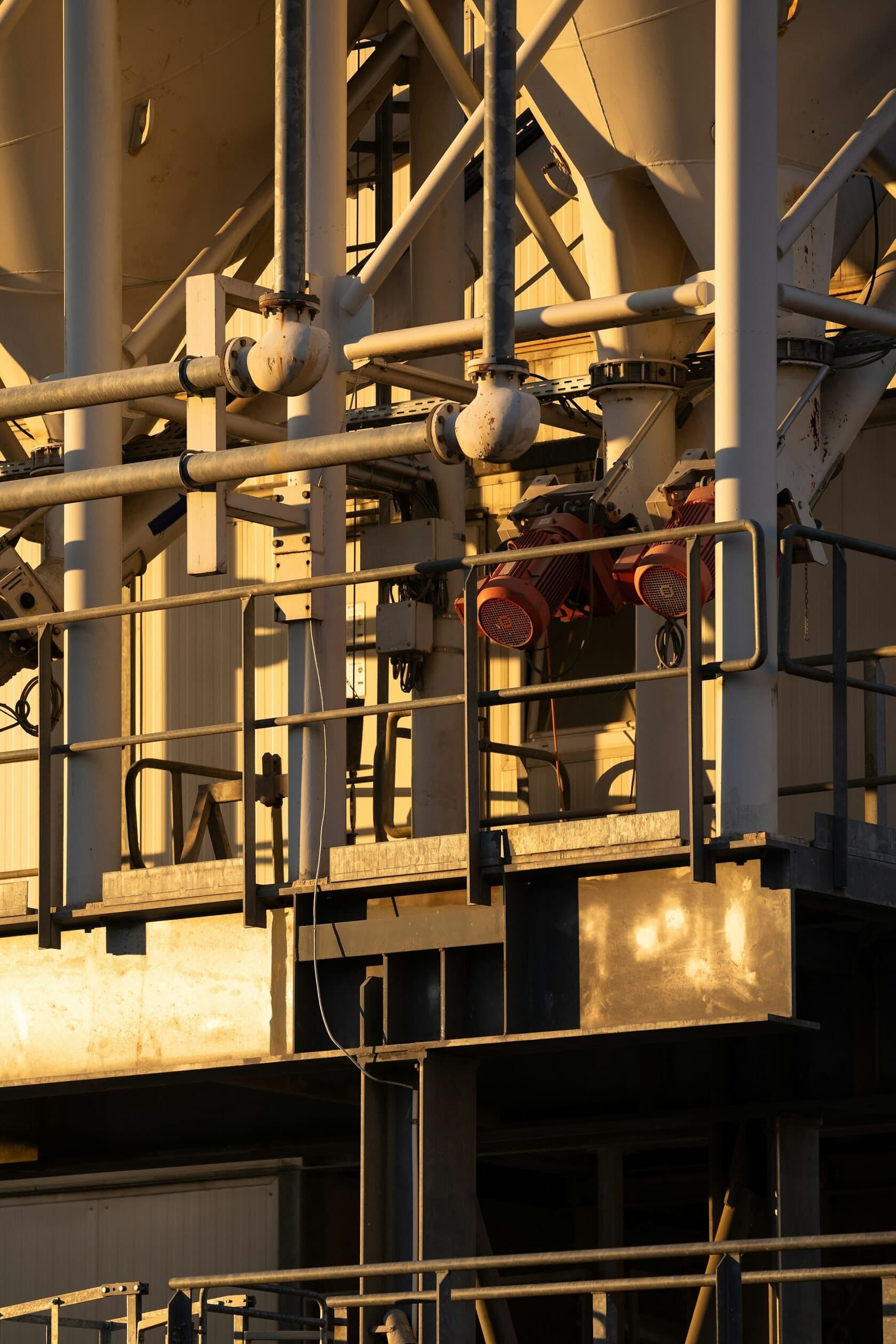 Pipes and machinery inside an industrial plant